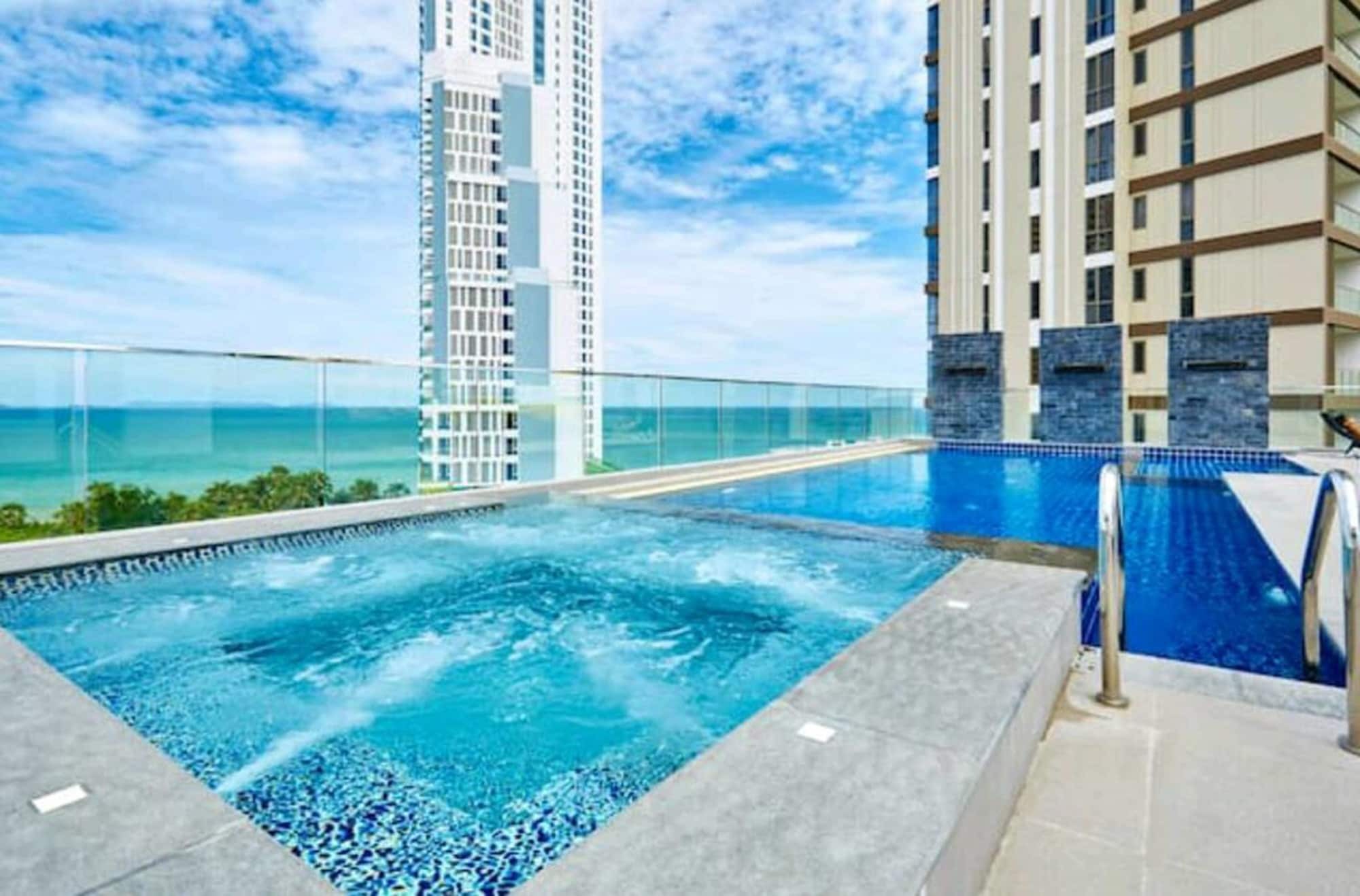 Serenity Pattaya Beach Ngoại thất bức ảnh